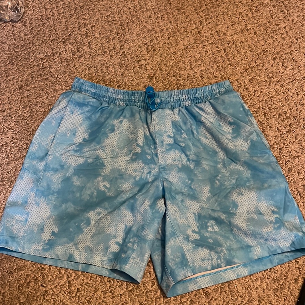 All motion shorts